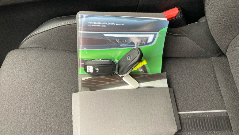 Vauxhall Astra 1.6 Hybrid GS Line 5dr Auto Hatchback